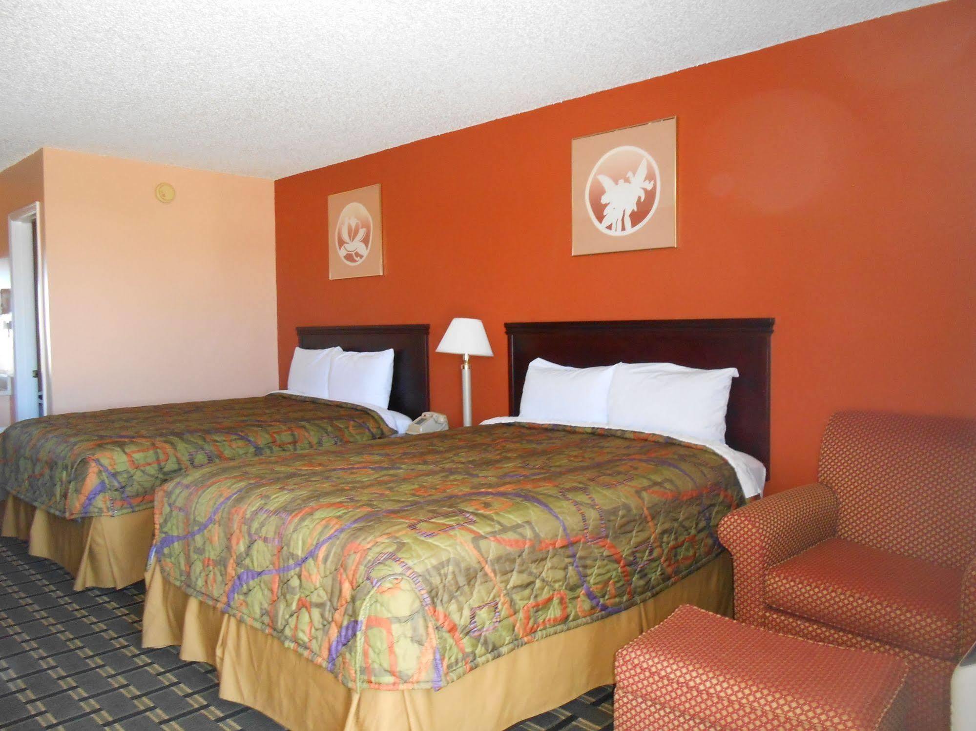 Budget Inn And Suites Siloam Springs Bagian luar foto